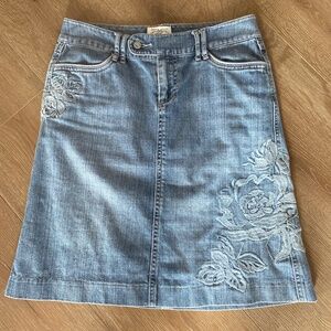 White House Black Market Embroidered Denim Skirt